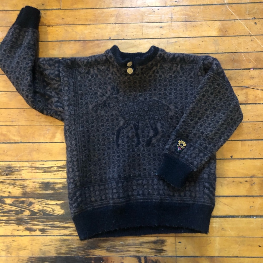 Wool sweater ! Dale of Norway!